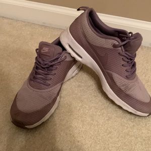 Nike Air Max Thea: lavender size 8.5 us